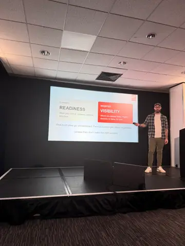 Adam Preston, The Biggest Factors in AI Visibility for Retailers — brightonSEO 2026, zdjęcie 20 (10:50)