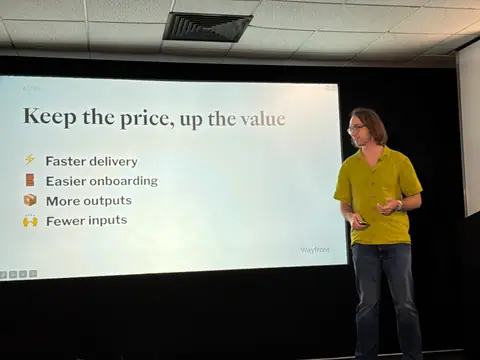 Chris Willow, Building an Agency Like a SaaS — brightonSEO 2026, zdjęcie 7 (11:33)