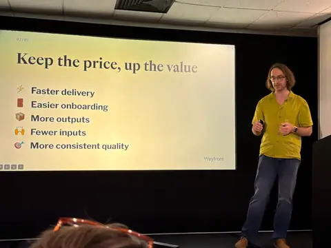 Chris Willow, Building an Agency Like a SaaS — brightonSEO 2026, zdjęcie 9 (11:33)