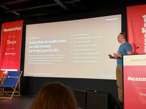 Christian Goodrich, How Claude Code Helped Me Transform Reporting and Delivery for AI Search and SEO — brightonSEO 2026, zdjęcie 17 (11:40)