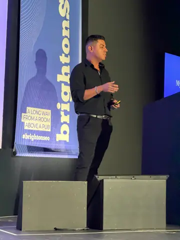 Christian Hustle, AEO/GEO Myths Busters: 5 things you can really do to drive your conversion & more traffic to your store — brightonSEO 2026, zdjęcie 12 (15:37)