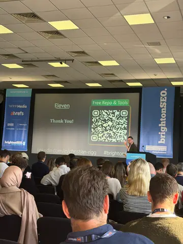 Christian Rigg, Best of Both Worlds: AI Content Systems with True Human EEAT — brightonSEO 2026, zdjęcie 12 (12:16)