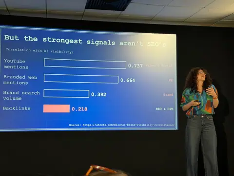 Eilish Hughes, We Didn't Build a GEO Team — brightonSEO 2026, zdjęcie 3 (12:17)