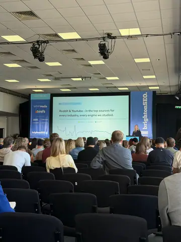 Gintarė Rimolaitytė, Who AI Cites Now: How Source Patterns Shifted Since December 2025 — brightonSEO 2026, zdjęcie 22 (10:53)
