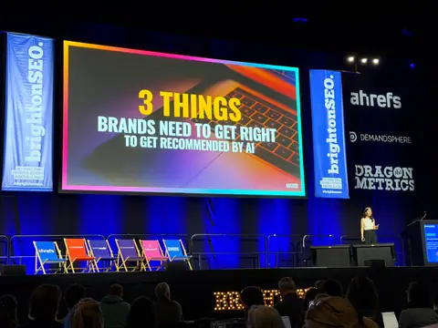 Jean Sarunporn, Getting Your Brand Recommended by AI Agents: A Practical Guide to GEO — brightonSEO 2026, zdjęcie 9 (09:38)