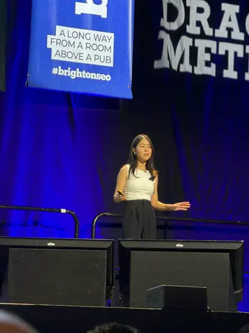Jean Sarunporn, Getting Your Brand Recommended by AI Agents: A Practical Guide to GEO — brightonSEO 2026, zdjęcie 13 (09:40)