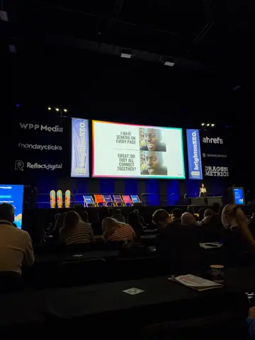 Jean Sarunporn, Getting Your Brand Recommended by AI Agents: A Practical Guide to GEO — brightonSEO 2026, zdjęcie 14 (09:41)