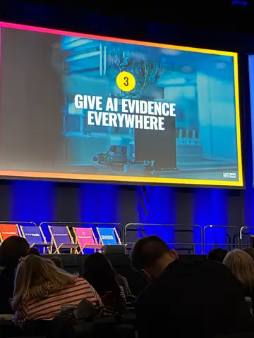 Jean Sarunporn, Getting Your Brand Recommended by AI Agents: A Practical Guide to GEO — brightonSEO 2026, zdjęcie 19 (09:42)