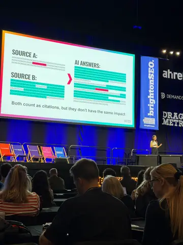 Jean Sarunporn, Getting Your Brand Recommended by AI Agents: A Practical Guide to GEO — brightonSEO 2026, zdjęcie 26 (09:45)