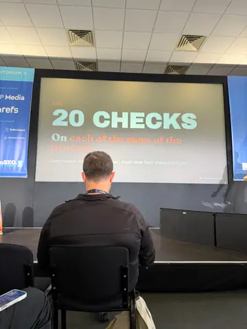 Jeremy McDonald, From Gut Checks to Guardrails: Deploying Trustworthy AI for Marketing QA — brightonSEO 2026, zdjęcie 12 (14:11)