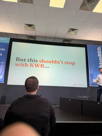 Jeremy McDonald, From Gut Checks to Guardrails: Deploying Trustworthy AI for Marketing QA — brightonSEO 2026, zdjęcie 26 (14:15)