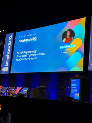 Jess Atkinson, SERP Psychology — brightonSEO 2026, zdjęcie 1 (15:32)