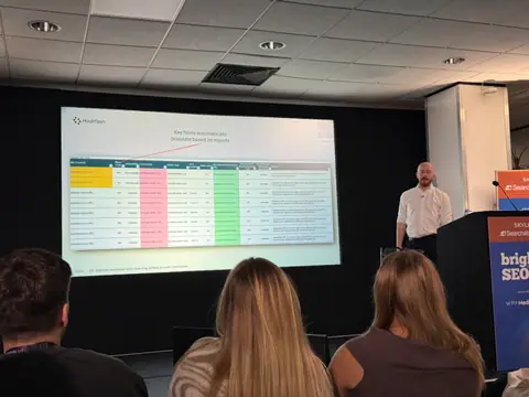 Michael Holloway, Stop Teaching Juniors to Audit Like Robots — brightonSEO 2026, zdjęcie 3 (14:13)