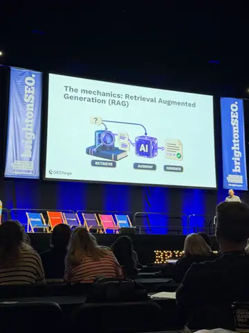 Paris Childress, Information Gain: The Missing Metric in Every GEO Content Strategy? — brightonSEO 2026, zdjęcie 21 (10:03)