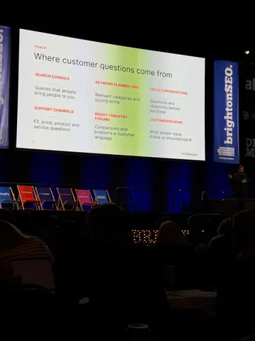 Samanyou Garg, Drowning in prompts? How to build an AEO program around the data that matters — brightonSEO 2026, zdjęcie 12 (10:16)