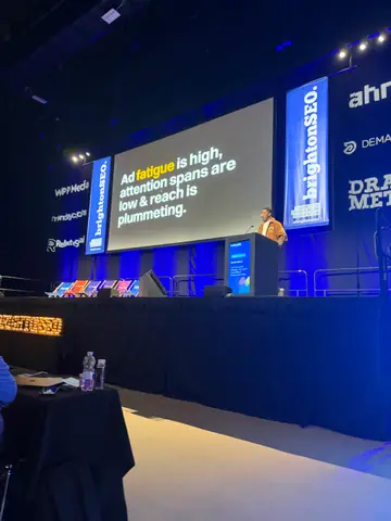 Shoaib Ahmed, The Future of B2B Marketing: The LinkedIn Social Selling & Personal Brand Matrix — brightonSEO 2026, zdjęcie 7 (11:47)