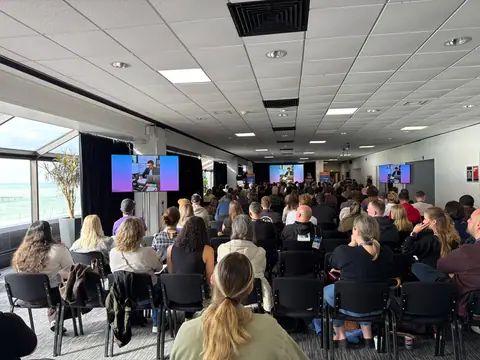 Tanya Kant, AI Literacy: What It Is and Why Your Workforce Needs It — brightonSEO 2026, zdjęcie 6 (11:52)