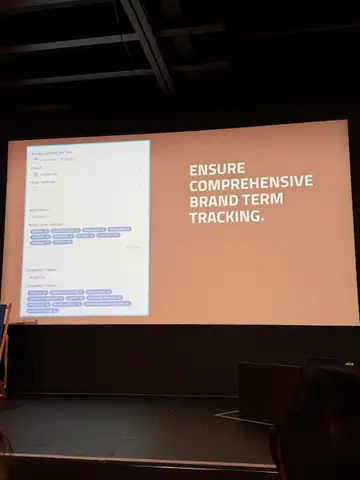 Tom Capper, How not to measure AI — brightonSEO 2026, zdjęcie 12 (12:43)